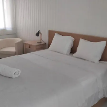 Apartment Beachfront With Private Parking