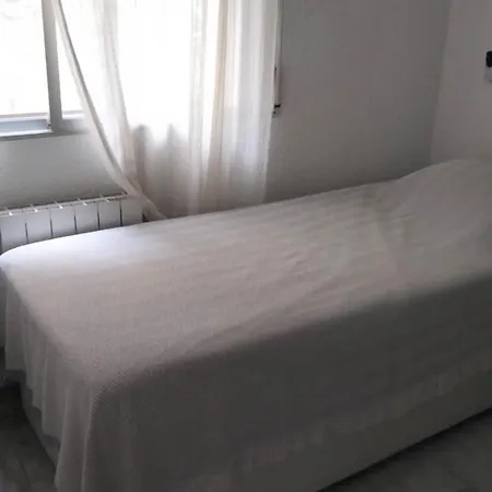 Apartment Beachfront With Private Parking
