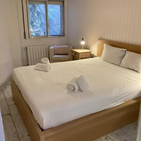 Beachfront With Sea Views & Private Parking Διαμέρισμα Sant Pol De Mar