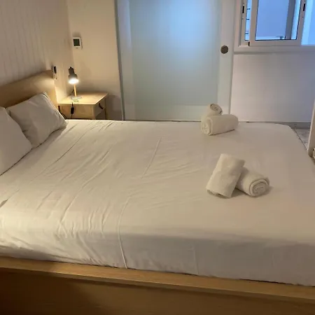 Beachfront With Sea Views & Private Parking Διαμέρισμα Sant Pol De Mar
